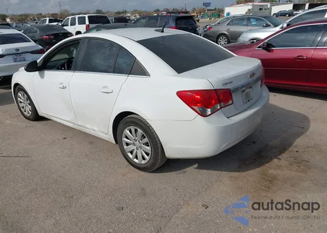 2011 Chevrolet Cruze Ls z USA, uszkodzony, nr VIN 1G1PC5SH2B7130094